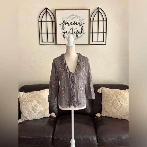 J Jill Floral Embroidered Gray Tie Front Cardigan Boho Size S Hippie Casual - Picture 4 of 11